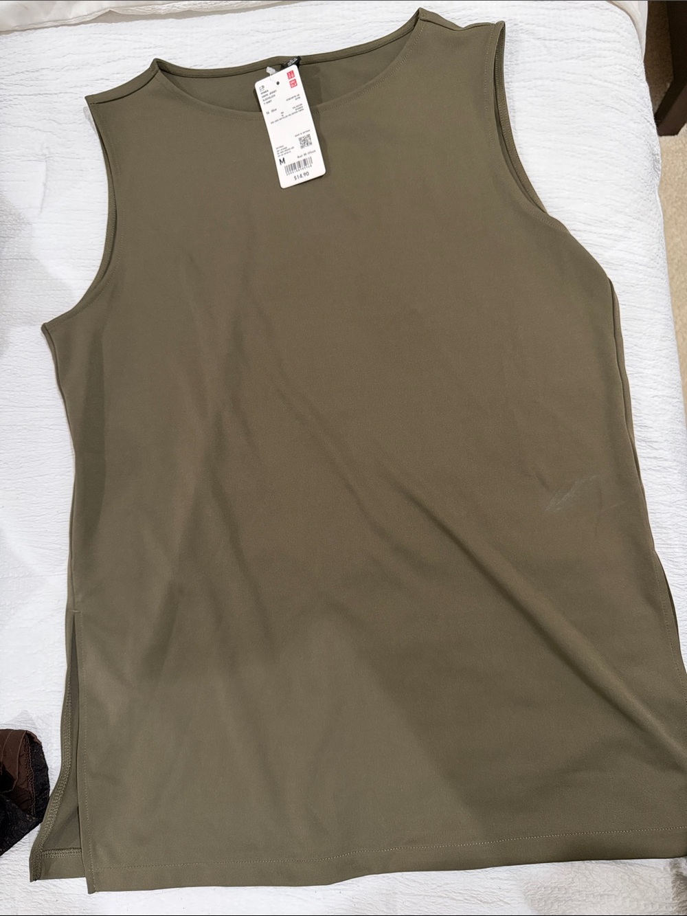 Uniqlo Olive Green Sleeveless Tank Top